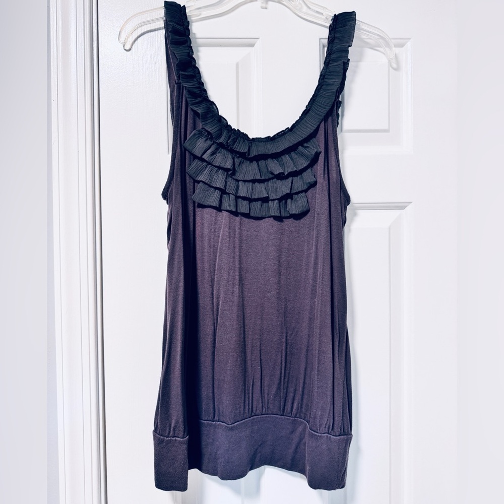 Elegant Ruffled Sleeveless Top
